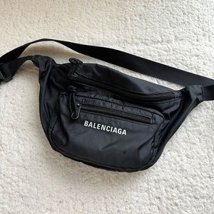 Balenciaga Expandable Beltpack